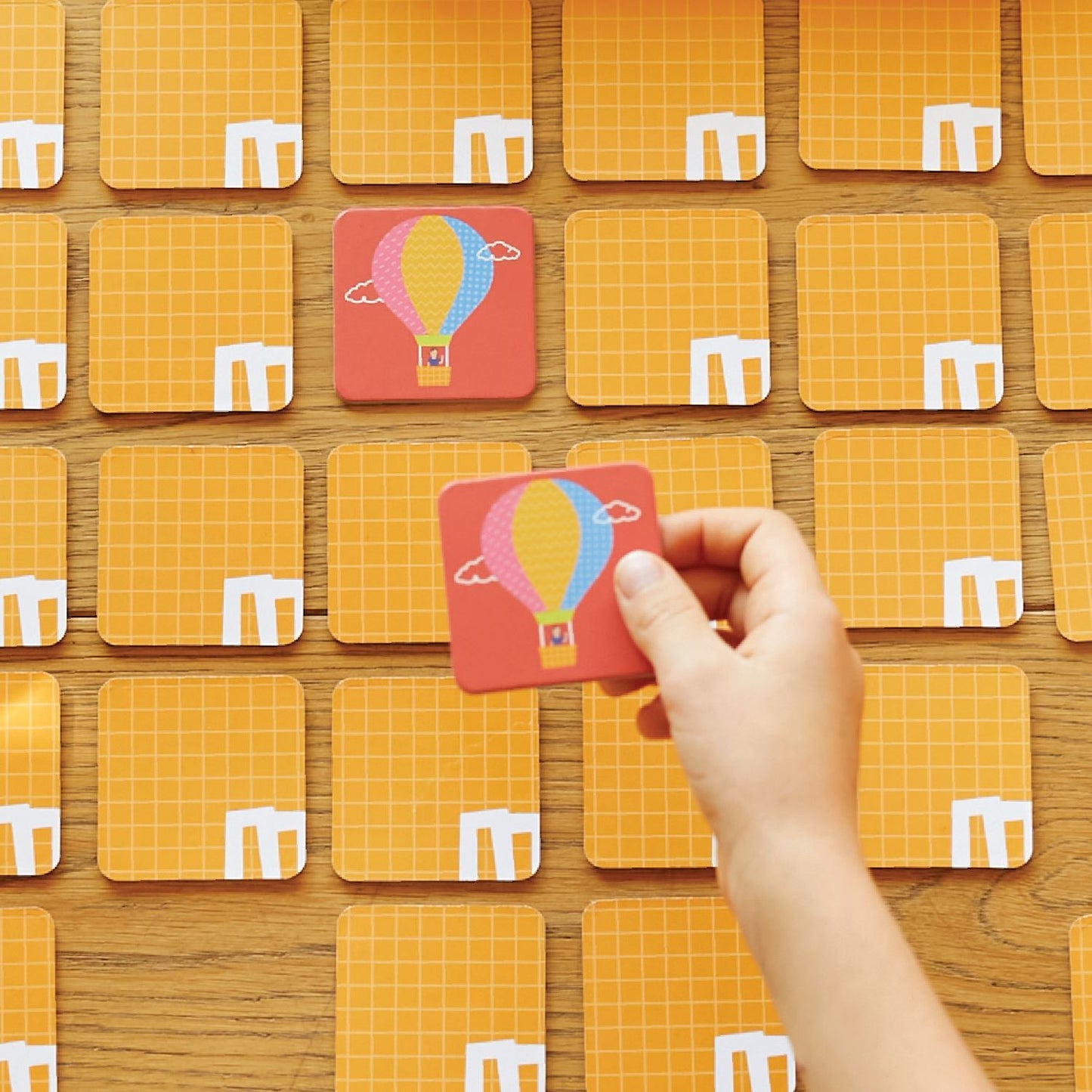 Memory and Matching Game: Vehicles - 42 Kartlı Araçlar Hafıza ve Eşleştirme Oyunu moritoys