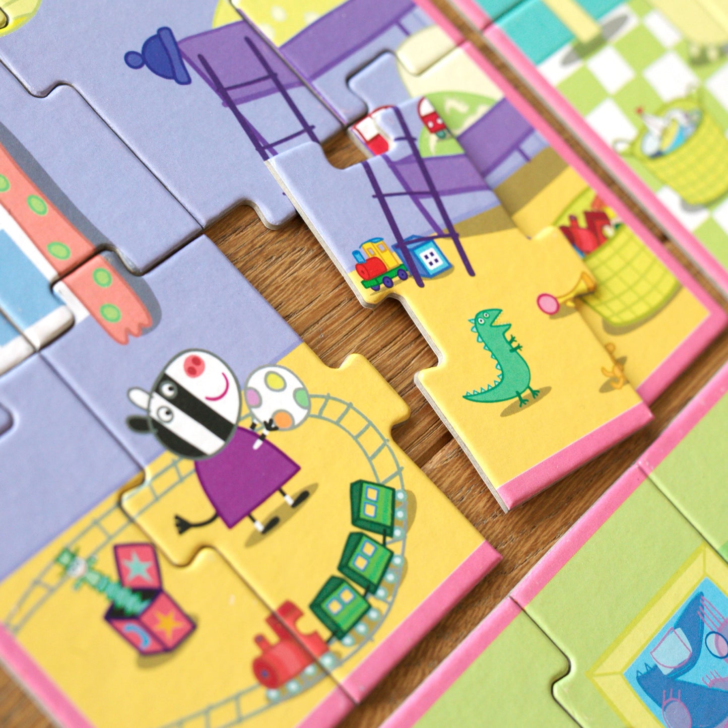 ÖN SİPARİŞ: Peppa’s House: 6 in 1 Puzzle ile Peppa'nın Evinin Mimari Ol! moritoys 